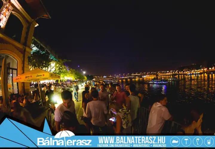 Apartman Mester4 Near To The Danube *
