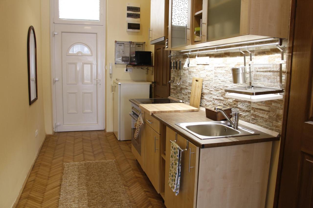 Apartman Mester4 Near To The Danube